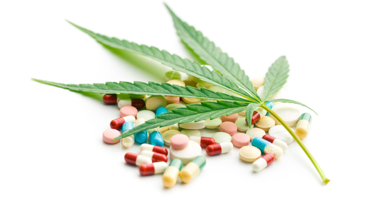 Benefits of Medical Marijuana Over Prescription Medications